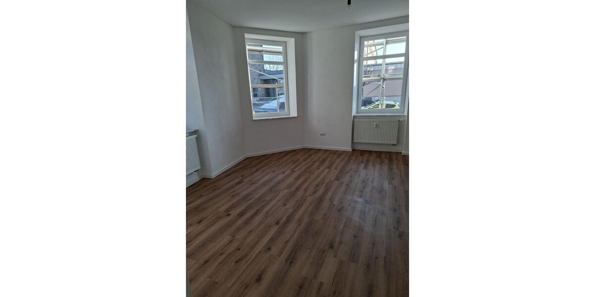 Erdgeschoßwohnung Hof Altstadt - 2 Zimmer, 62 m&sup2;, 592&euro; | Angebot:25353481