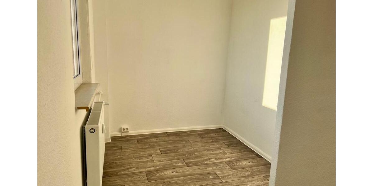 Etagenwohnung Oelsnitz (Vogtland) - 1 Zimmer, 35 m&sup2;, 210&euro; | Angebot:25551762