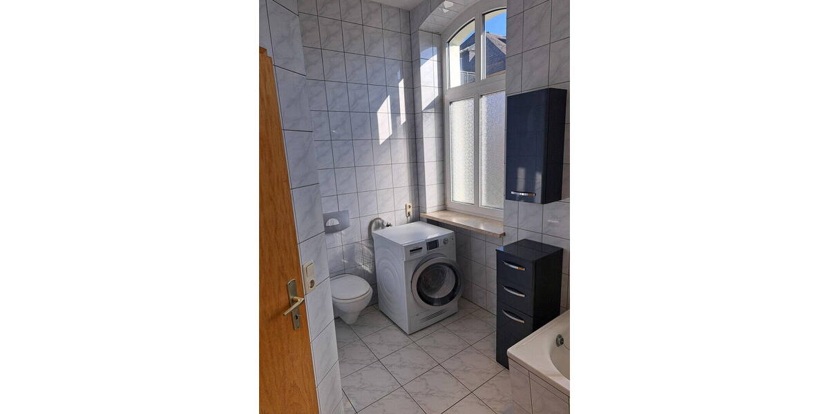 Etagenwohnung Bad Elster Bärenloh - 3 Zimmer, 76 m&sup2;, 93.000&euro; | Angebot:26073577