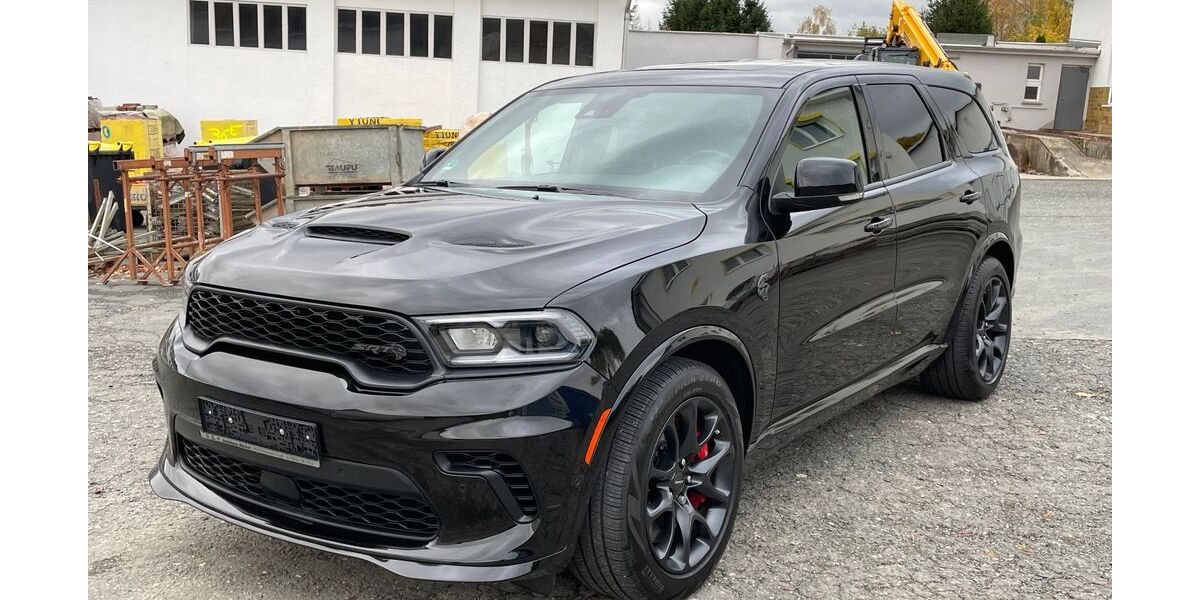 Dodge Durango 23.960 km 89.500 &euro; Treuen 08233