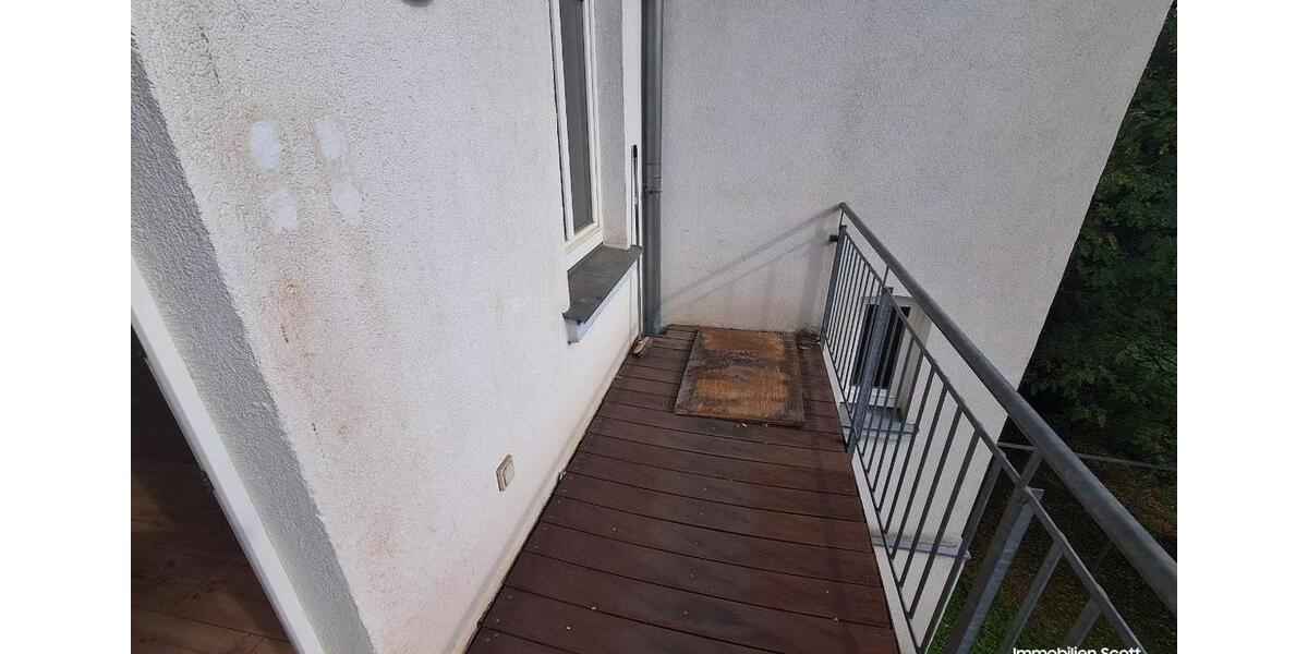 Etagenwohnung Plauen Bahnhofsvorstadt - 2 Zimmer, 57 m&sup2;, 300&euro; | Angebot:23248064