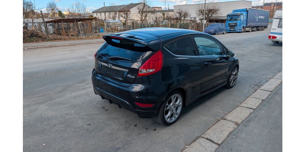 Ford Fiesta 167.307 km 3.300 &euro; Hof 95028
