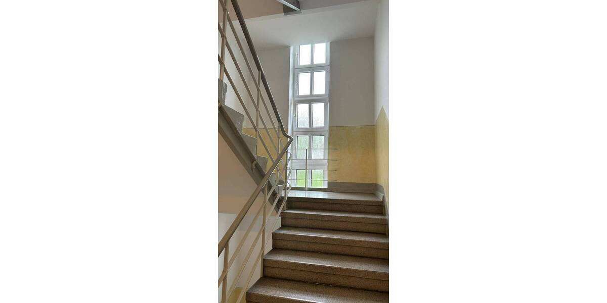 Etagenwohnung Rodewisch - 4 Zimmer, 92 m&sup2;, 79.000&euro; | Angebot:25686156