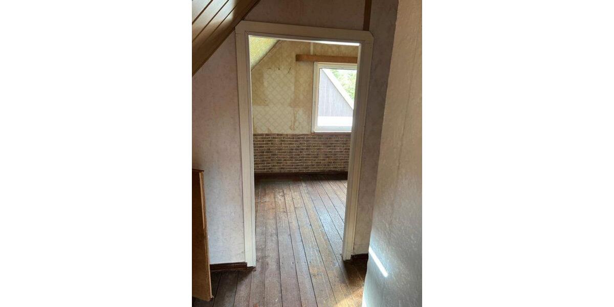 Einfamilienhaus Klingenthal Zwota - 5 Zimmer, 60 m&sup2;, 35.000&euro; | Angebot:26656075