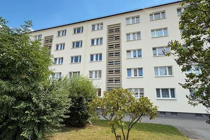 Wohnung Treuen - 3 Zimmer, 56 m&sup2;, 35.000&euro; | Angebot:27222697