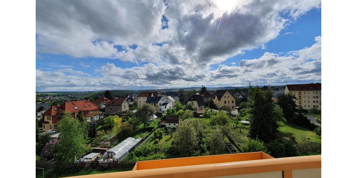 Dachgeschoßwohnung Reichenbach im Vogtland - 2 Zimmer, 48 m&sup2;, 290&euro; | Angebot:26008288