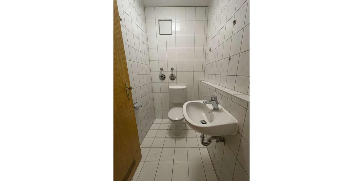 Etagenwohnung Klingenthal - 3 Zimmer, 105 m&sup2;, 475&euro; | Angebot:26647916