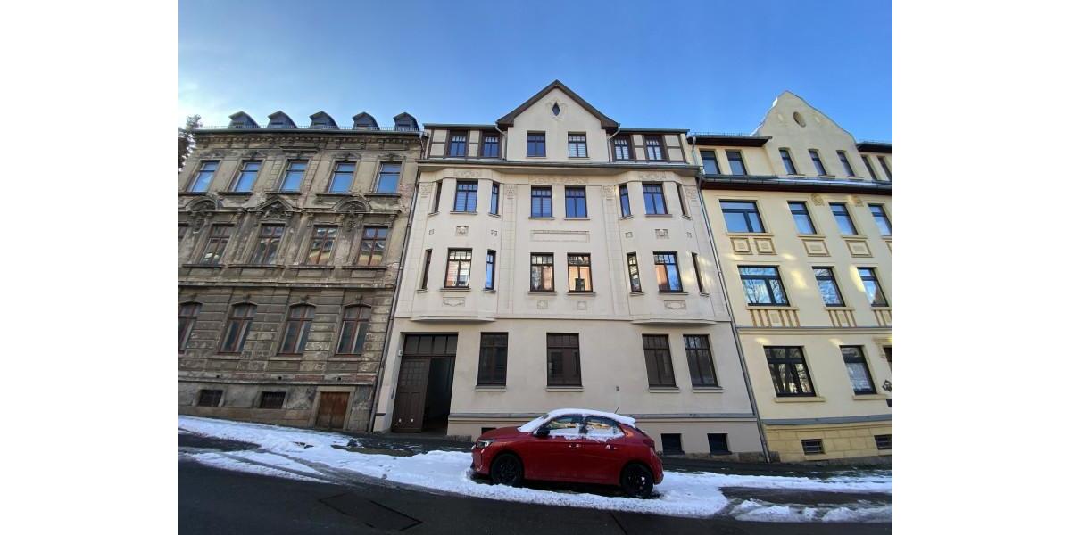 Etagenwohnung Reichenbach im Vogtland - 3 Zimmer, 81 m&sup2;, 490&euro; | Angebot:25054405