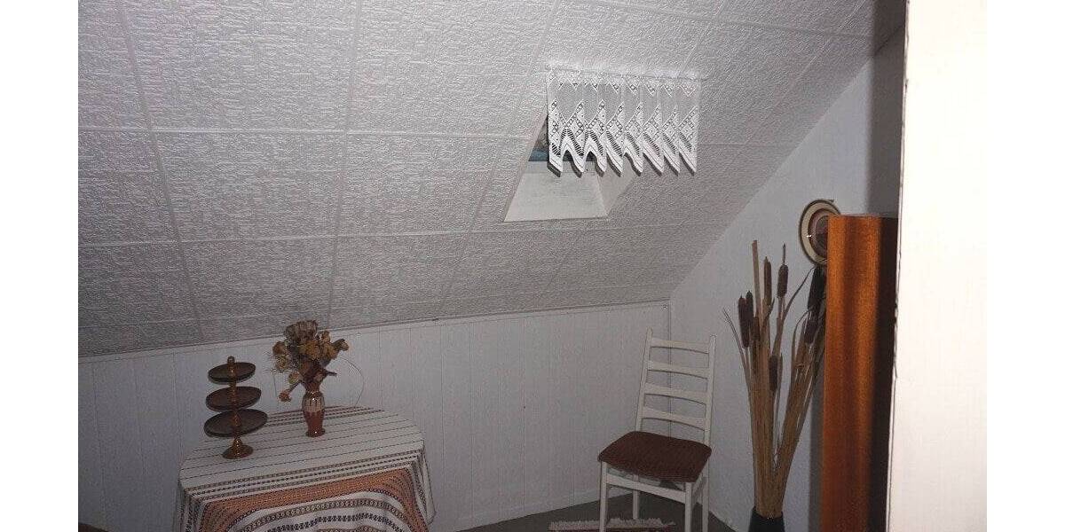 Einfamilienhaus Klingenthal Zwota - 8 Zimmer, 175 m&sup2;, 90.000&euro; | Angebot:25662072