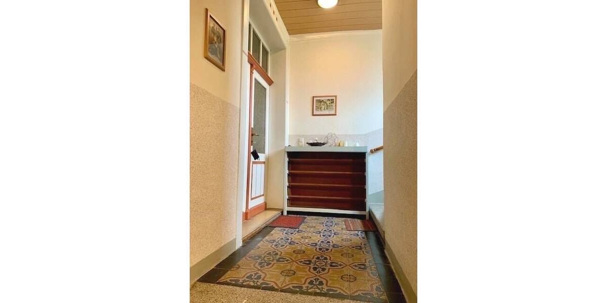 Doppelhaushälfte Lengenfeld - 8 Zimmer, 192 m&sup2;, 115.000&euro; | Angebot:26741160