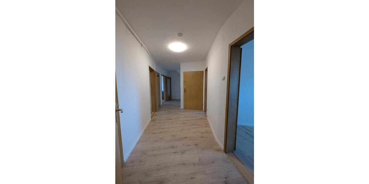 Mehrfamilienhaus, Wohnhaus Hof Christiansreuth - 17 Zimmer, 294 m&sup2;, 280.000&euro; | Angebot:26648237
