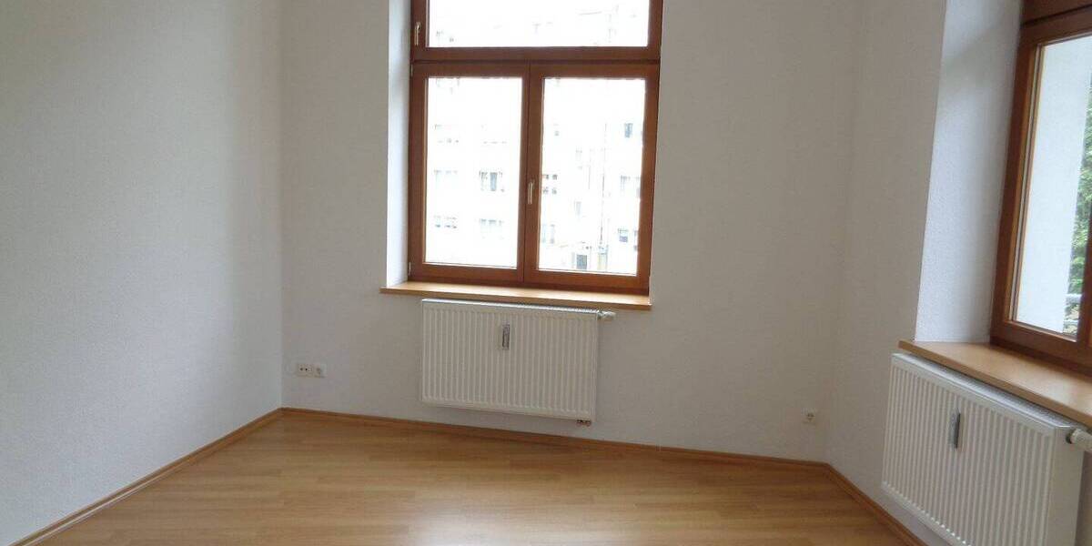 Etagenwohnung Plauen Westend - 3 Zimmer, 81 m&sup2;, 535&euro; | Angebot:26740399