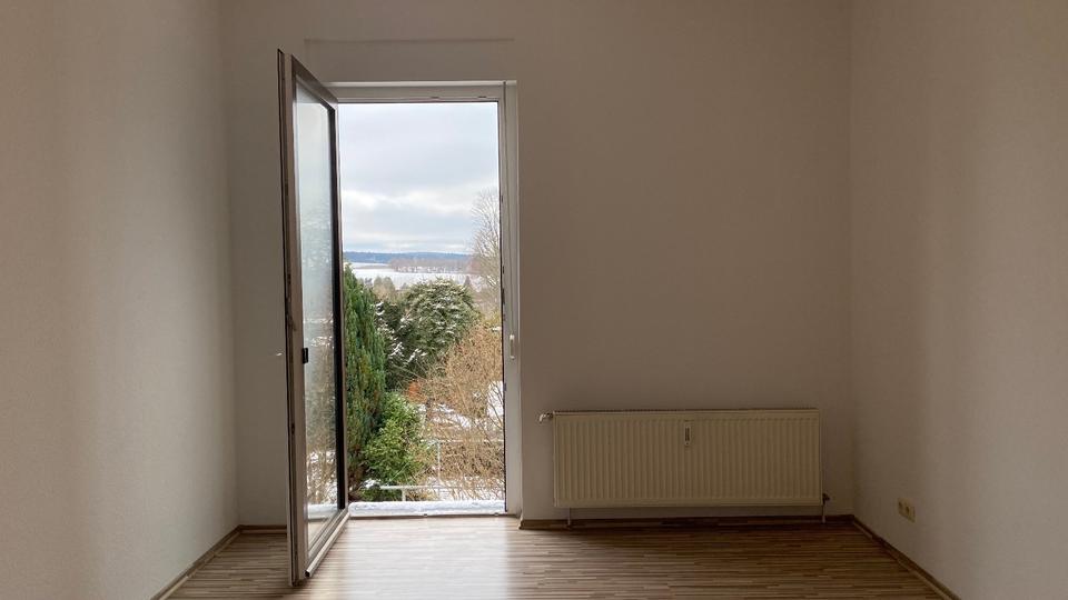 Etagenwohnung Netzschkau - 3 Zimmer, 71 m&sup2;, 390&euro; | Angebot:25613082