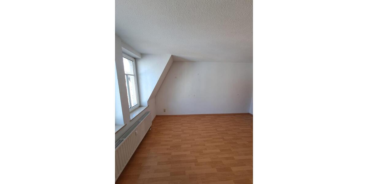 Dachgeschoßwohnung Plauen Altstadt - 2 Zimmer, 50 m&sup2;, 47.500&euro; | Angebot:26706856