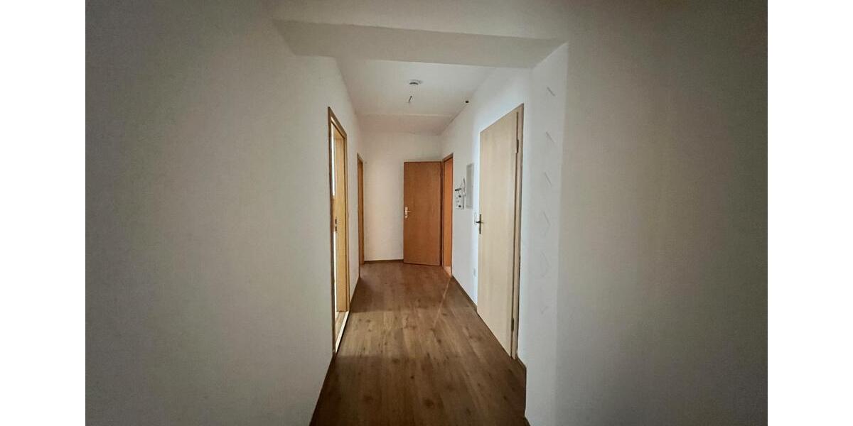 Etagenwohnung Klingenthal - 2 Zimmer, 70 m&sup2;, 345&euro; | Angebot:18941266