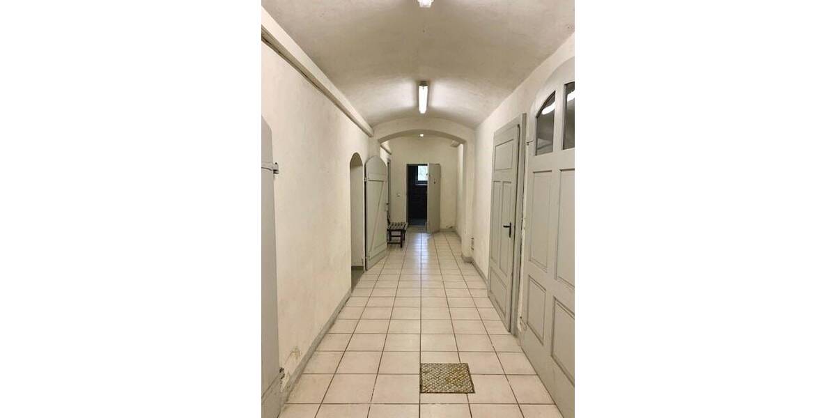 Gewerbeobjekt Reichenbach - 7 Zimmer, 180.000&euro; | Angebot:25662103