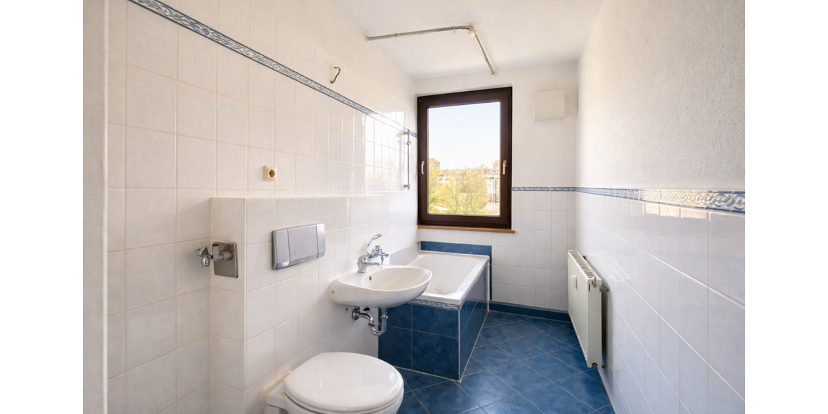 Etagenwohnung Plauen - 3 Zimmer, 60 m&sup2;, 328&euro; | Angebot:25887103