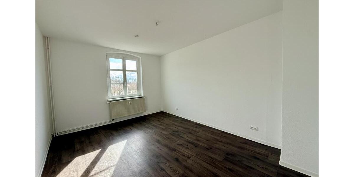 Etagenwohnung Plauen Alt Chrieschwitz - 2 Zimmer, 50 m&sup2;, 262&euro; | Angebot:25904332