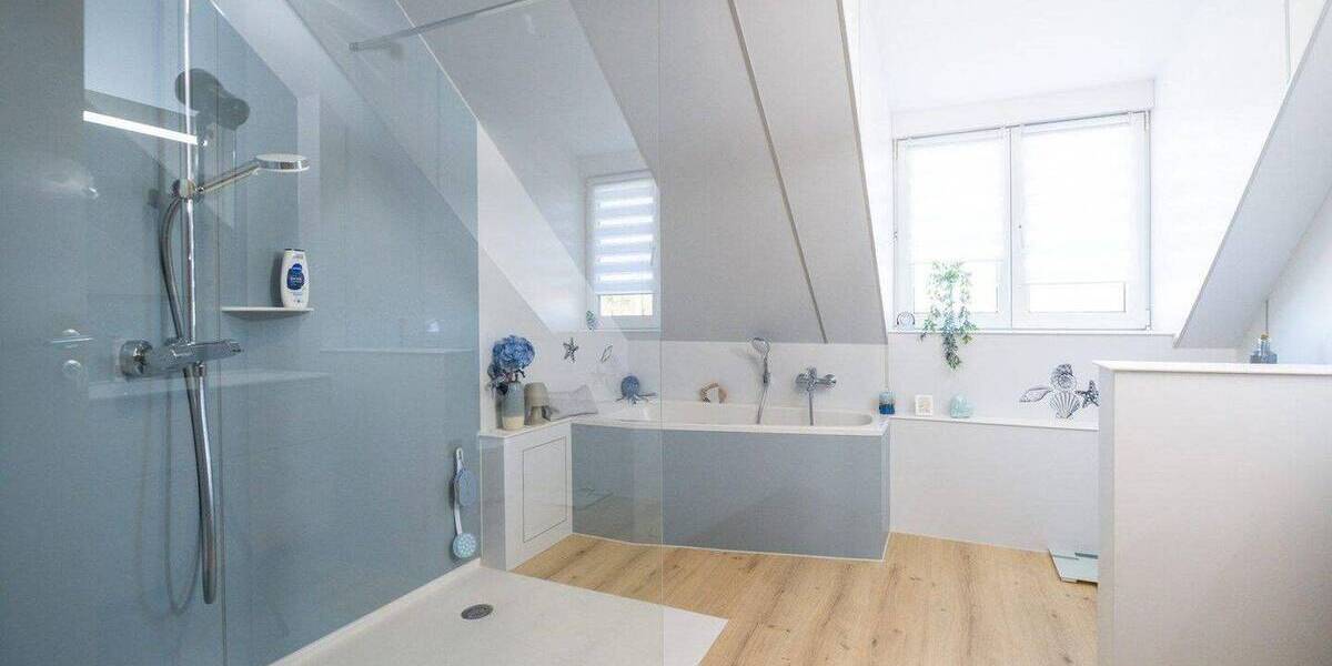 Einfamilienhaus Plauen Reusa - 7 Zimmer, 187 m&sup2;, 479.000&euro; | Angebot:26716057