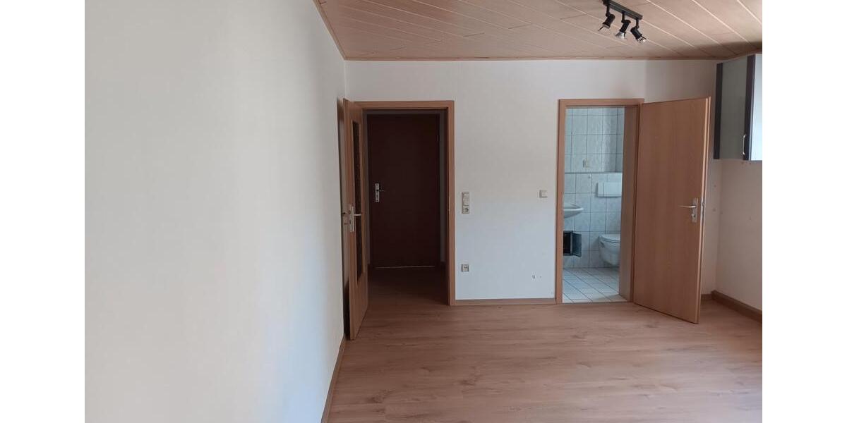 Etagenwohnung Rodewisch - 1 Zimmer, 29 m&sup2;, 160&euro; | Angebot:26047116