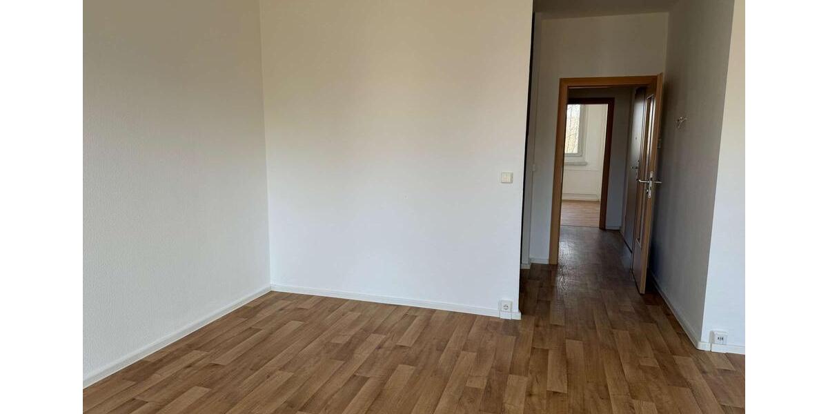 Etagenwohnung Plauen Alt Chrieschwitz - 2 Zimmer, 41 m&sup2;, 228&euro; | Angebot:25753376
