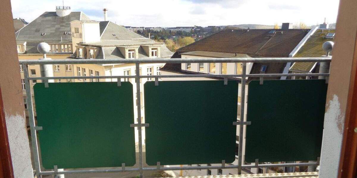 Etagenwohnung Plauen Westend - 4 Zimmer, 108 m&sup2;, 440&euro; | Angebot:25687459