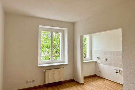 Wohnung Plauen Bahnhofsvorstadt - 2 Zimmer, 37 m&sup2;, 207&euro; | Angebot:26728631