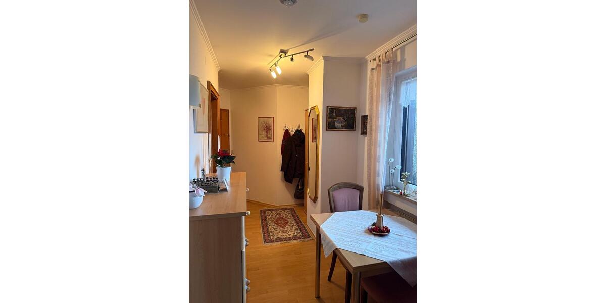 Dachgeschoßwohnung Hof Altstadt - 2 Zimmer, 55 m&sup2;, 125.000&euro; | Angebot:26124080