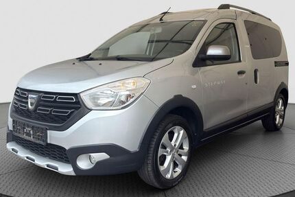 Dacia Dokker 107.500 km 10.997 &euro; Neustadt 08223