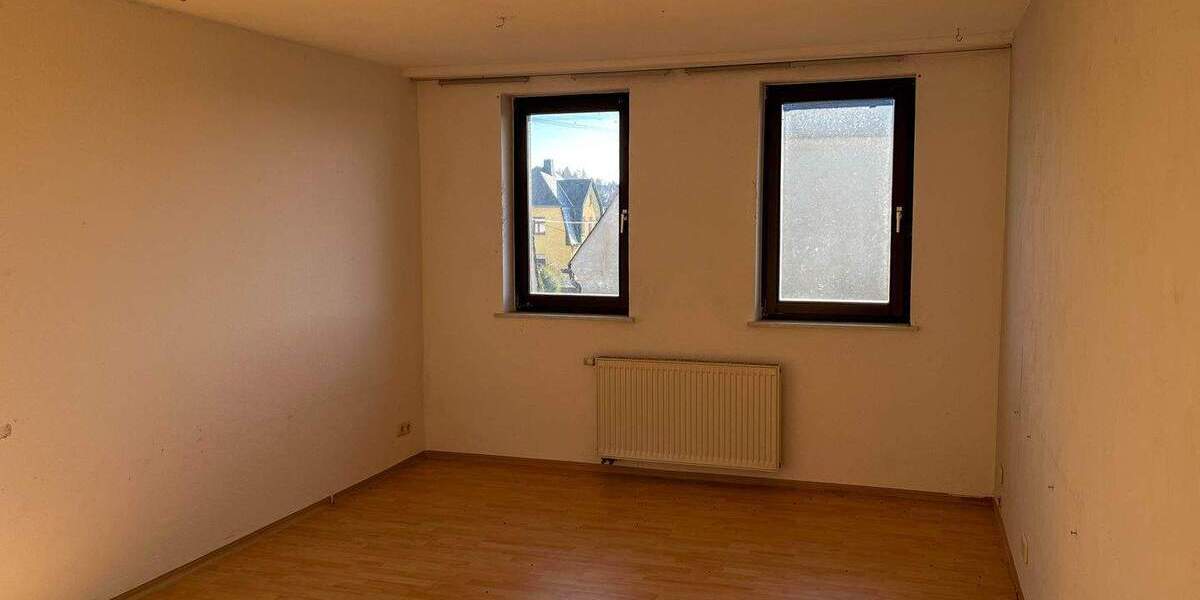 Mehrfamilienhaus, Wohnhaus Auerbach/Vogtland Rebesgrün - 1 Zimmer, 302 m&sup2;, 97.000&euro; | Angebot:25695874