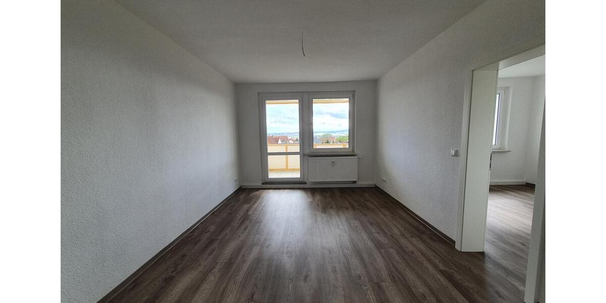 Dachgeschoßwohnung Reichenbach im Vogtland - 2 Zimmer, 48 m&sup2;, 290&euro; | Angebot:26008288