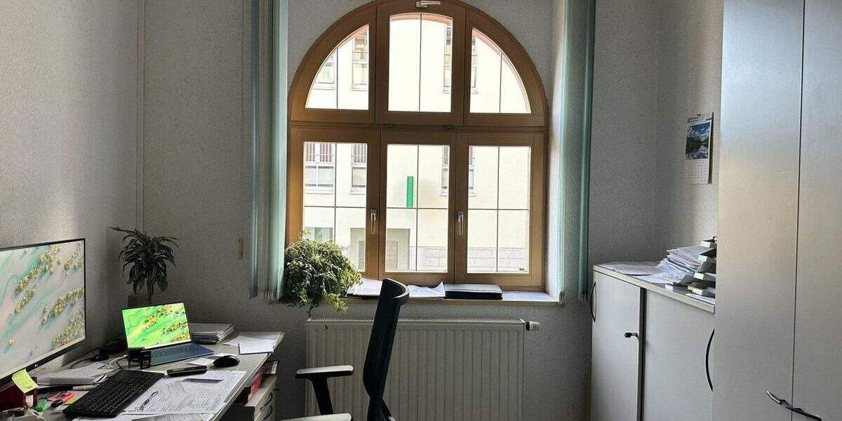 Gewerbeobjekt Auerbach/Vogtland Auerbach - 7 Zimmer, 94 m&sup2;, 98.000&euro; | Angebot:25747162