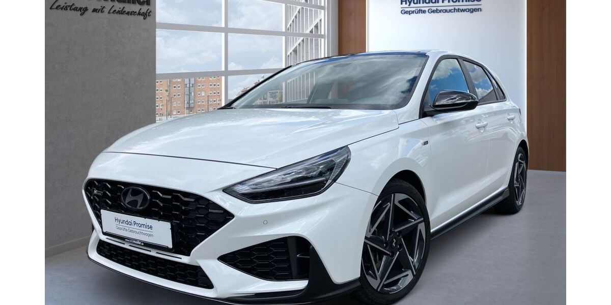 Hyundai i30 22.563 km 23.580 &euro; Hof 95030