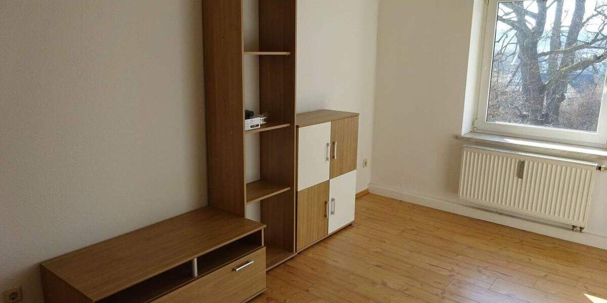 Etagenwohnung Treuen - 2 Zimmer, 61 m&sup2;, 385&euro; | Angebot:25985415