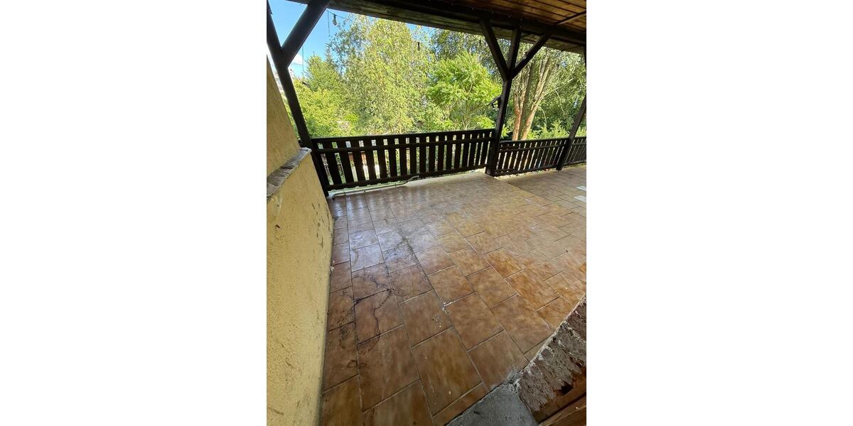 Einfamilienhaus Markneukirchen - 12 Zimmer, 150 m&sup2;, 75.000&euro; | Angebot:27042846