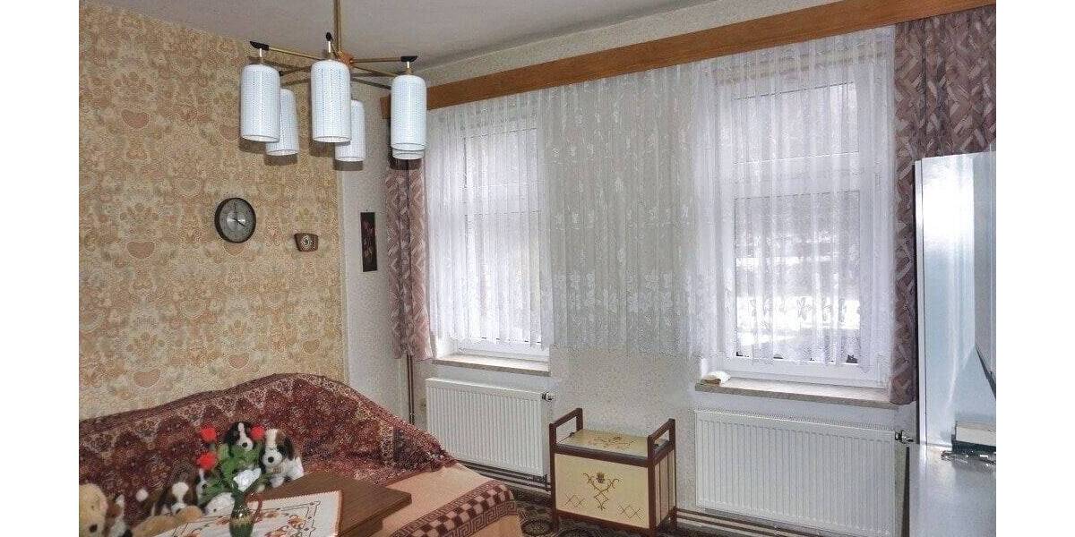 Einfamilienhaus Klingenthal Zwota - 8 Zimmer, 175 m&sup2;, 90.000&euro; | Angebot:25662072