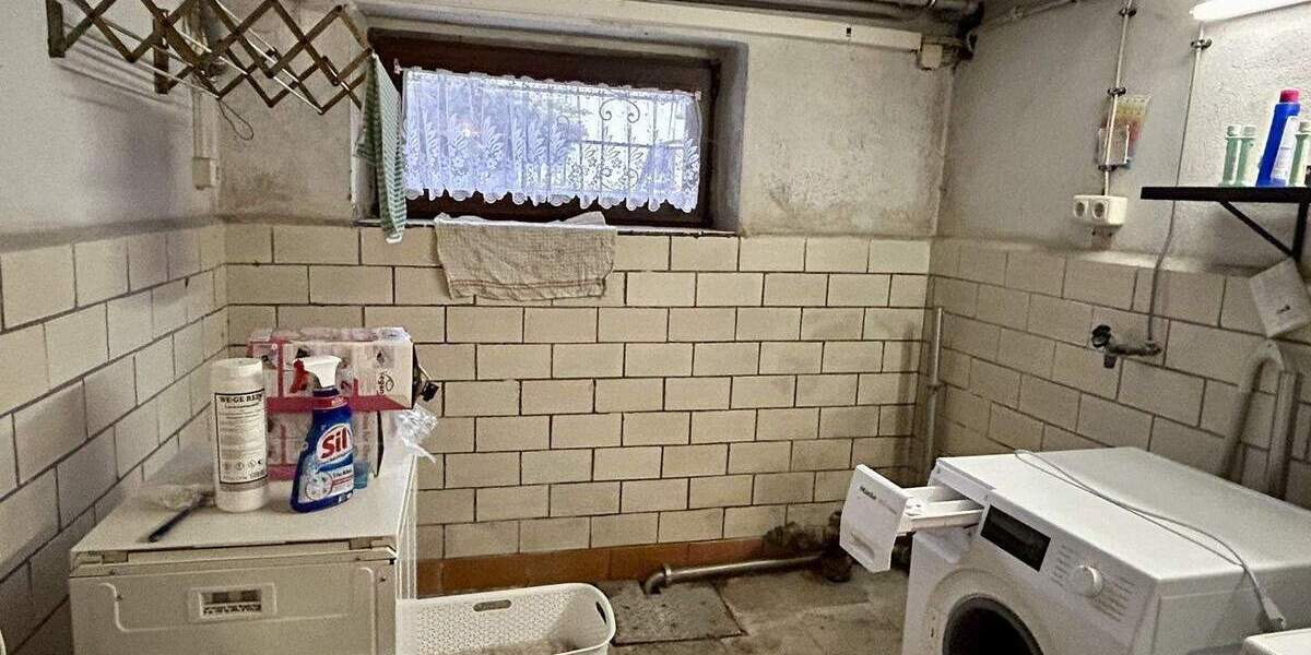 Einfamilienhaus Rodewisch - 1 Zimmer, 220 m&sup2;, 249.000&euro; | Angebot:25662114