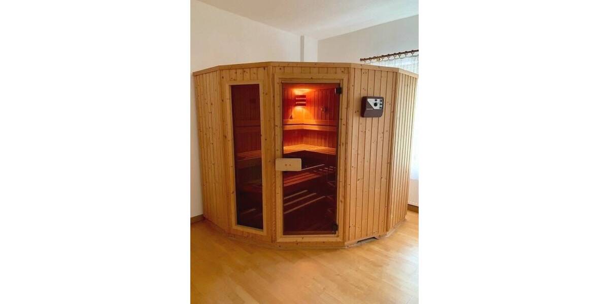 Doppelhaushälfte Reichenbach - 6 Zimmer, 165 m&sup2;, 98.000&euro; | Angebot:25662099