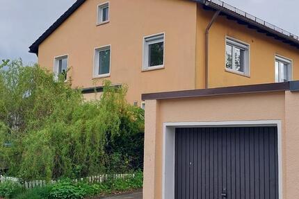 Haus Hof Christiansreuth - 7 Zimmer, 200 m&sup2;, 500.000&euro; | Angebot:26612364