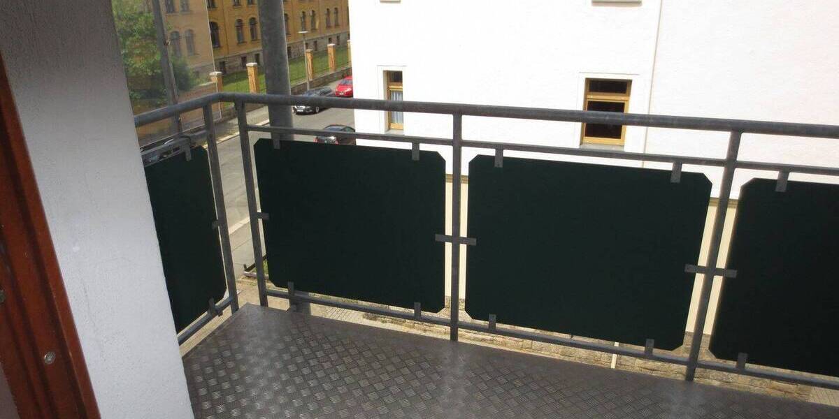 Etagenwohnung Plauen Westend - 2 Zimmer, 53 m&sup2;, 215&euro; | Angebot:25985038