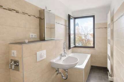 Wohnung Plauen Dobenau - 3 Zimmer, 58 m&sup2;, 314&euro; | Angebot:25608522