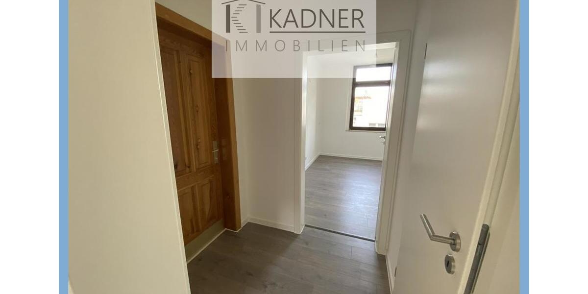 Etagenwohnung Plauen Bahnhofsvorstadt - 4 Zimmer, 100 m&sup2;, 550&euro; | Angebot:24658685