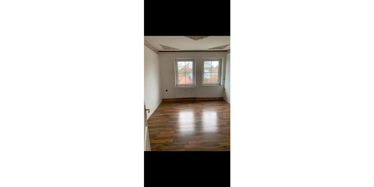 Mehrfamilienhaus, Wohnhaus Rehau - 12 Zimmer, 331 m&sup2;, 139.000&euro; | Angebot:25392276