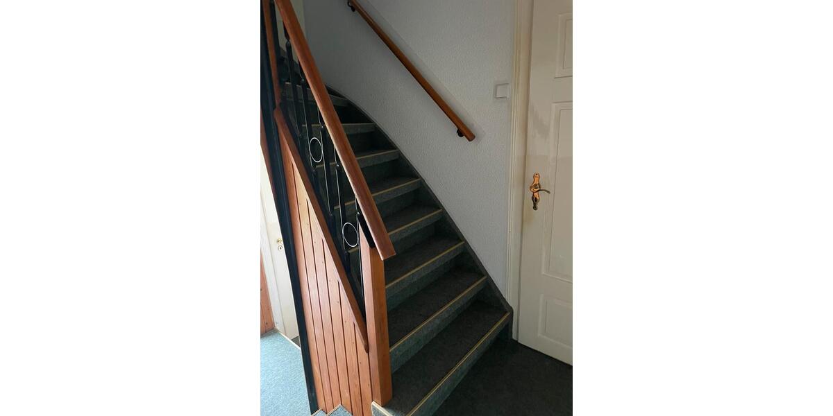 Doppelhaushälfte Markneukirchen - 6 Zimmer, 95 m&sup2;, 125.000&euro; | Angebot:25635484