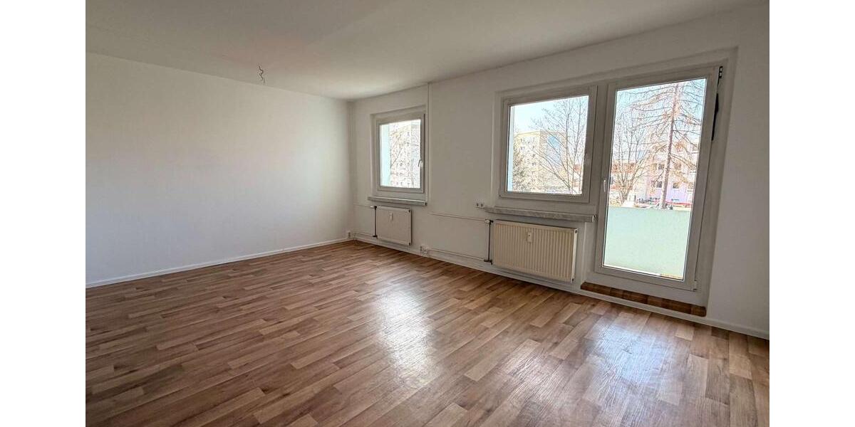 Etagenwohnung Plauen Alt Chrieschwitz - 2 Zimmer, 41 m&sup2;, 228&euro; | Angebot:25753376