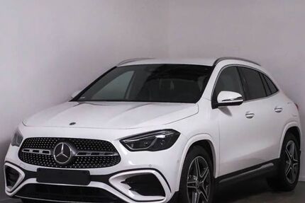 Mercedes-Benz GLA 200 8.021 km 39.660 &euro; Hof 95030