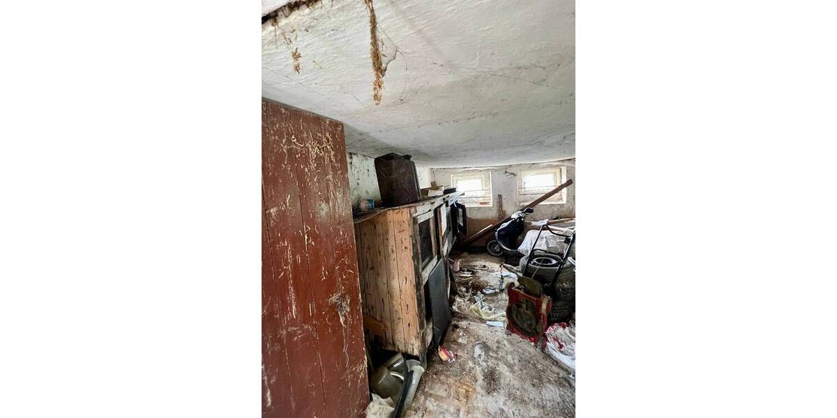 Einfamilienhaus Falkenstein Oberlauterbach - 8 Zimmer, 110 m&sup2;, 55.000&euro; | Angebot:25929611