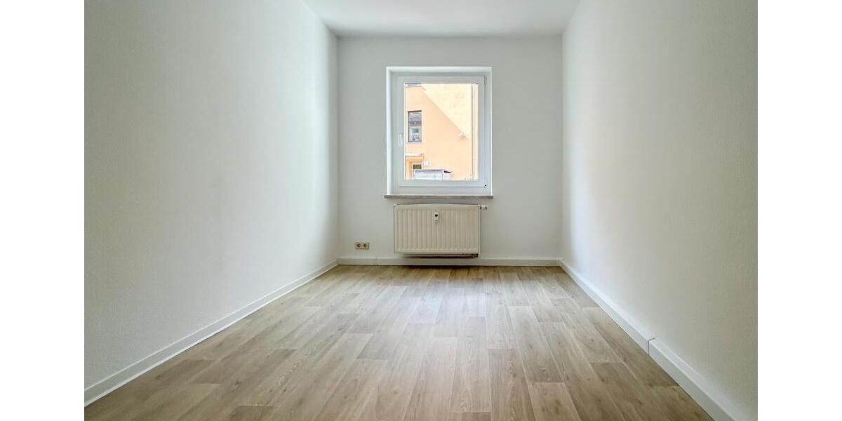 Erdgeschoßwohnung Plauen - 3 Zimmer, 62 m&sup2;, 269&euro; | Angebot:24782800