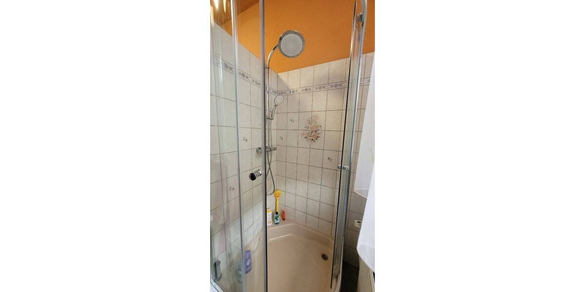 Reihenmittelhaus Oelsnitz - 5 Zimmer, 120 m&sup2;, 125.000&euro; | Angebot:25776170