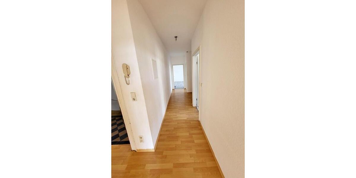 Etagenwohnung Reichenbach im Vogtland - 5 Zimmer, 124 m&sup2;, 580&euro; | Angebot:25753765